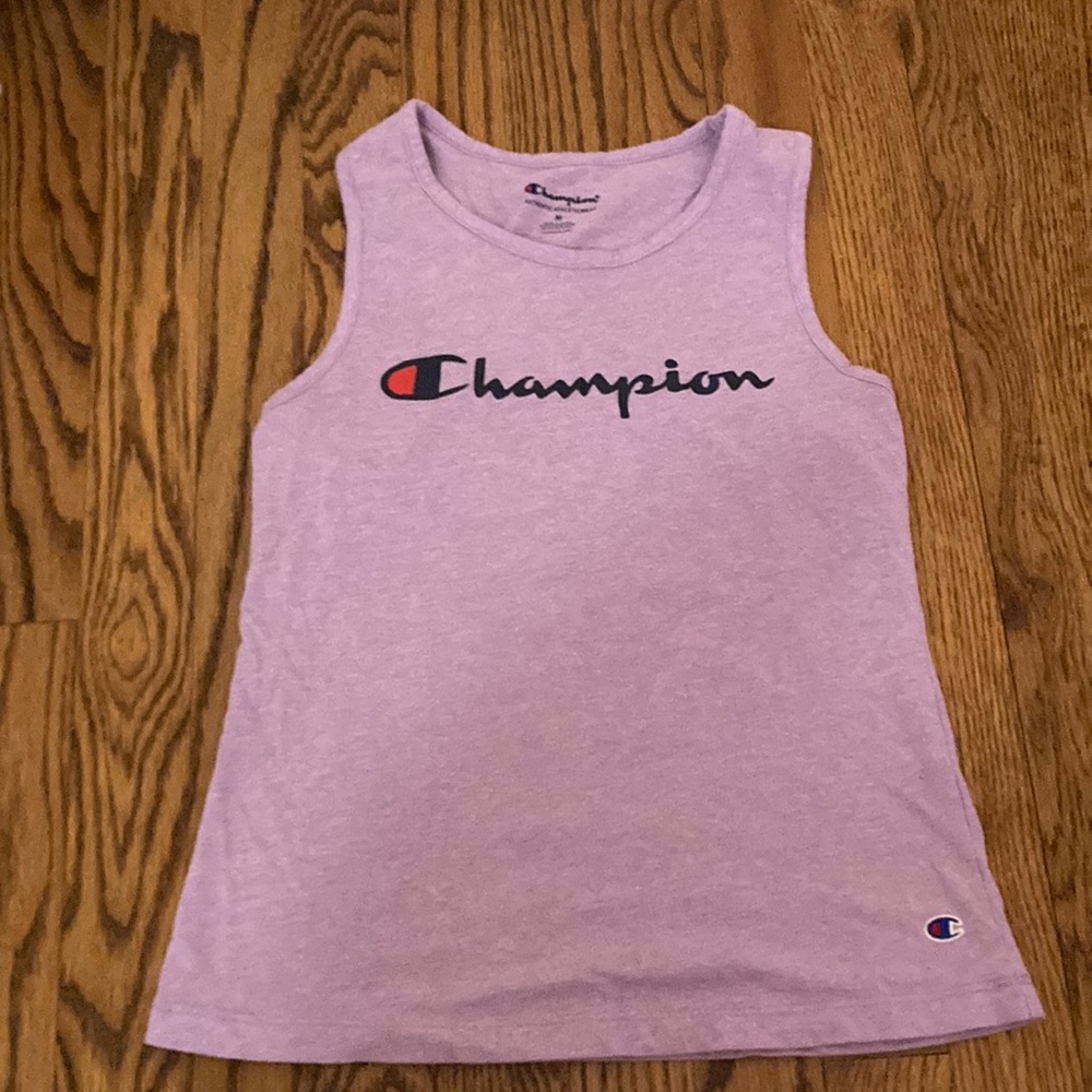 Girls champion workout shirt. Size medium